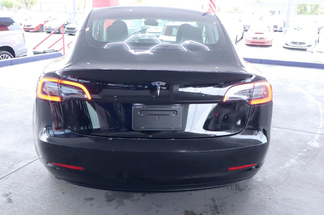 Used 2023 Tesla Model 3 Standard Range RWD image 8