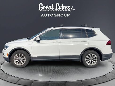 Used 2018 Volkswagen Tiguan SE w/ Front Fog Lights Package AWD/4WD image 2