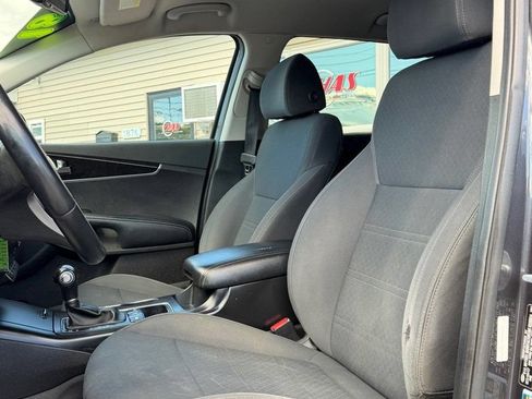 Used 2018 Kia Sorento AWD image 10