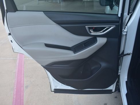 Used 2022 Subaru Forester Premium AWD/4WD image 20