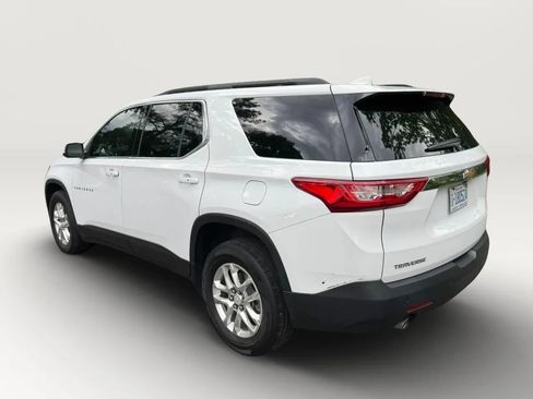 Used 2021 Chevrolet Traverse LT FWD image 4