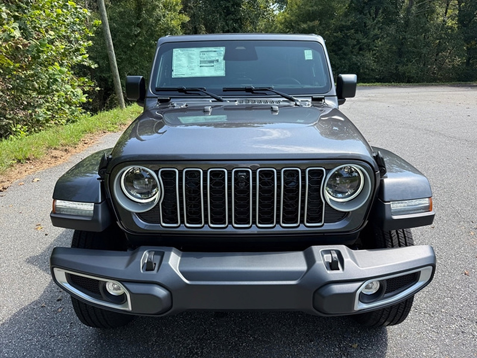 New 2027 Jeep Wrangler Unlimited Sahara AWD/4WD image 4