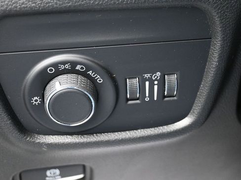 Used 2023 Jeep Grand Cherokee L Laredo AWD/4WD image 20