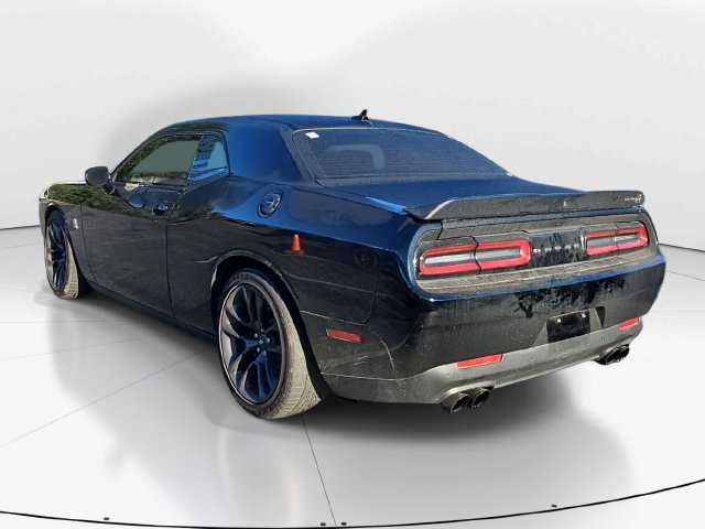 Used 2021 Dodge Challenger R/T Scat Pack RWD image 5
