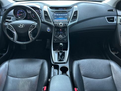 Used 2016 Hyundai Elantra Limited w/ Option Group 04 FWD image 11