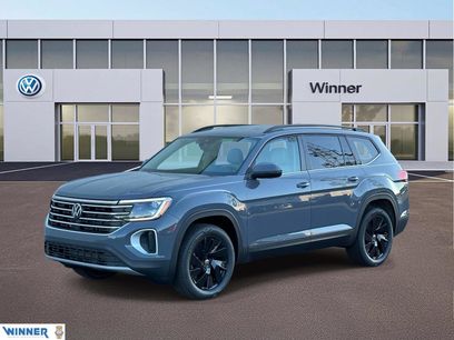 New 2026 Volkswagen Atlas SE