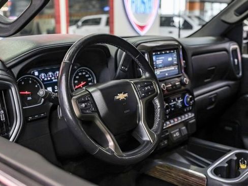 Used 2023 Chevrolet Silverado 2500 High Country w/ Z71 Off-Road Package image 18