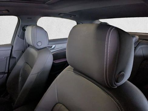 Certified 2025 Audi A6 2.0T Premium w/ Convenience Plus Package image 14