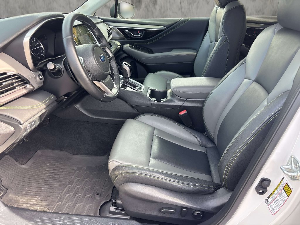 Used 2021 Subaru Outback Onyx Edition XT AWD/4WD image 11