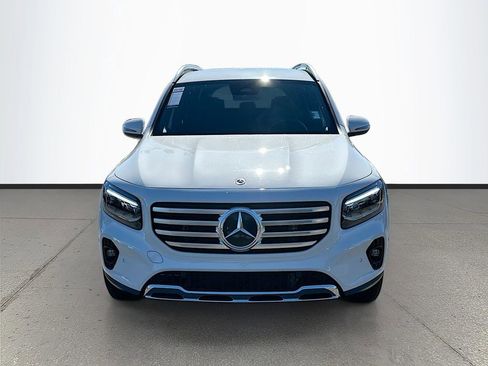 Used 2024 Mercedes-Benz GLB 250 image 2