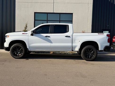 Used 2022 Chevrolet Silverado 1500 LT Trail Boss w/ Protection Package image 2