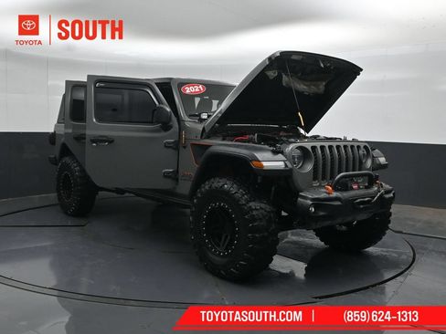 Used 2021 Jeep Gladiator Mojave w/ Dual Top Group AWD/4WD image 54