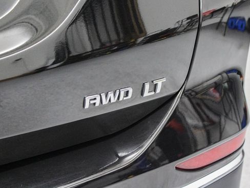 Used 2020 Chevrolet Equinox LT AWD/4WD image 13