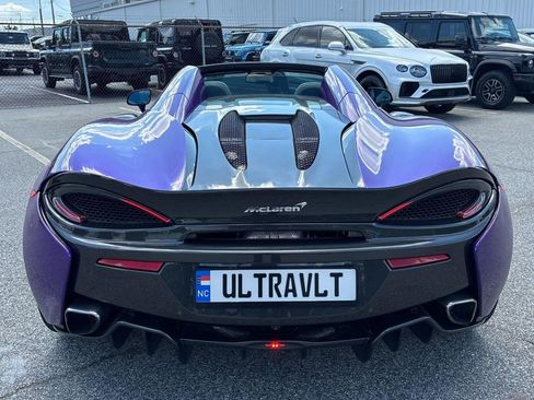 Used 2019 McLaren 570S Spider RWD image 6