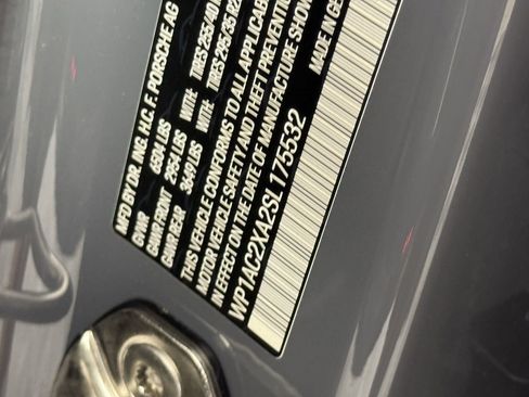 Certified 2025 Porsche Macan Turbo Electric AWD/4WD image 23