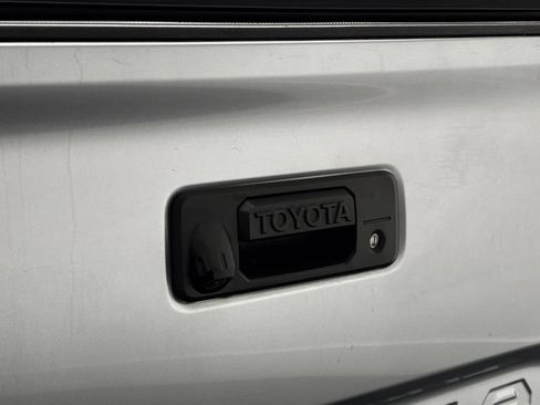Used 2023 Toyota Tacoma SR5 AWD/4WD image 11