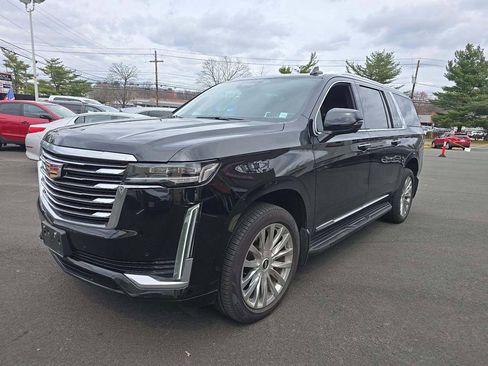 Used 2022 Cadillac Escalade ESV Premium Luxury image 1