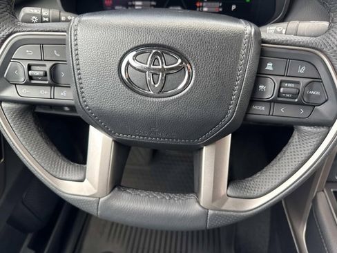 Used 2025 Toyota Tundra Limited image 22