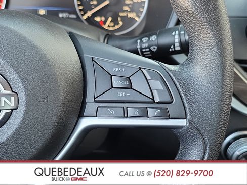 Used 2023 Nissan Altima 2.5 SV FWD image 13
