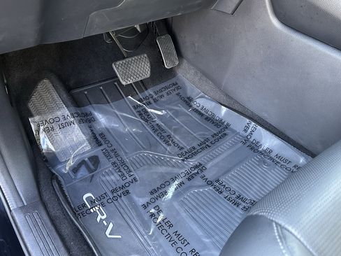 Used 2025 Honda CR-V EX-L image 17