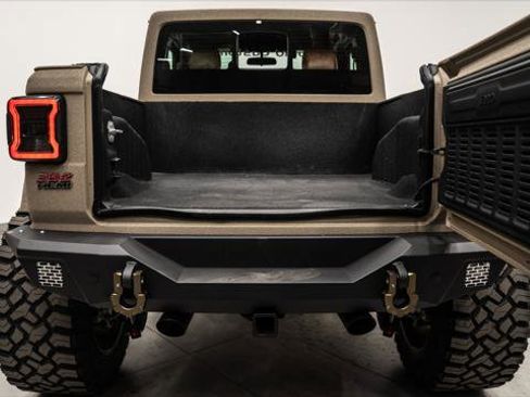 Used 2025 Jeep Wrangler Unlimited Sport AWD/4WD image 10