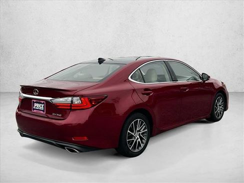 Used 2017 Lexus ES 350 image 5