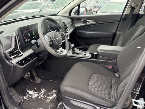 Certified 2023 Kia Sportage LX image 8