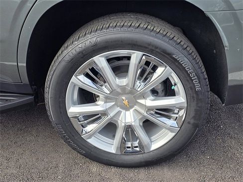 Used 2023 Chevrolet Tahoe High Country image 16