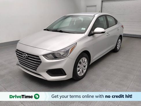 Used 2022 Hyundai Accent SE FWD image 1