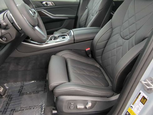 Certified 2024 BMW X5 xDrive40i w/ M Sport Package image 16