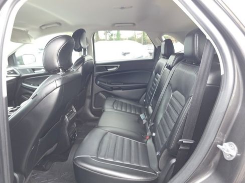 Used 2016 Ford Edge SEL w/ Equipment Group 201A image 28