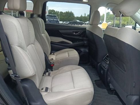 Used 2023 Subaru Ascent Premium w/ Convenience Package AWD/4WD image 31