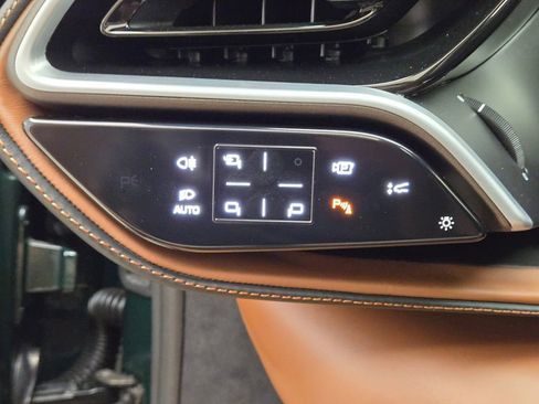 Used 2024 Ferrari 296 GTS image 39