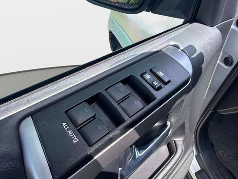 Used 2023 Toyota 4Runner SR5 Premium w/ Moonroof Package RWD image 18