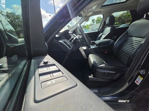 Used 2022 Land Rover Discovery S AWD/4WD image 20
