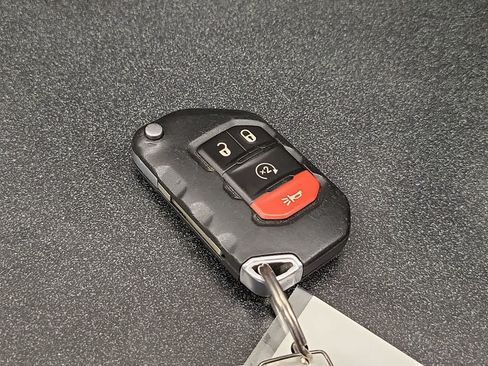 Used 2019 Jeep Wrangler Unlimited Sport S AWD/4WD image 28