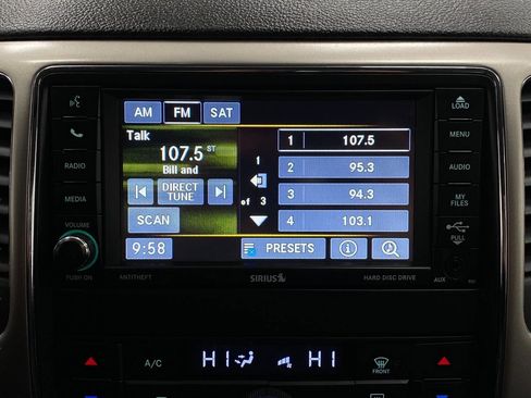 Used 2013 Jeep Grand Cherokee Laredo image 21