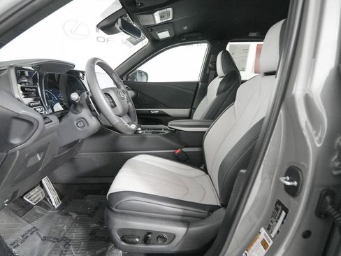 Certified 2025 Lexus TX 500h 500h F SPORT Premium 4D Sport image 9