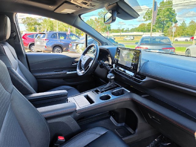 Used 2024 Toyota Sienna XSE w/ XSE Plus Package AWD/4WD image 11
