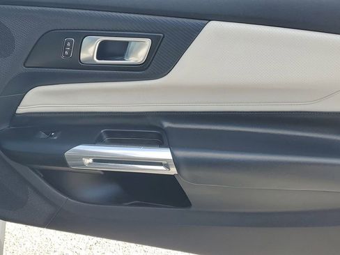 Used 2024 Ford Mustang GT Premium image 43