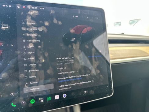 Used 2021 Tesla Model Y Long Range AWD/4WD image 14