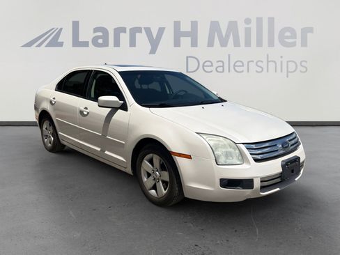Used 2009 Ford Fusion SE FWD image 7