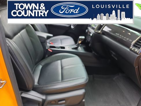 Used 2022 Ford Ranger XLT w/ Equipment Group 302A High AWD/4WD image 29