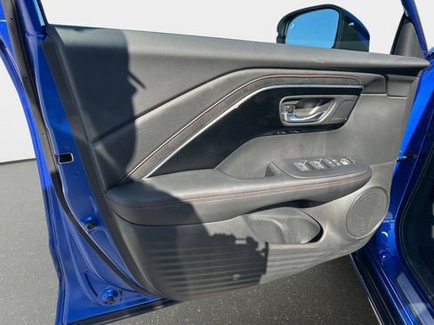 Used 2025 Acura ADX A-Spec image 13