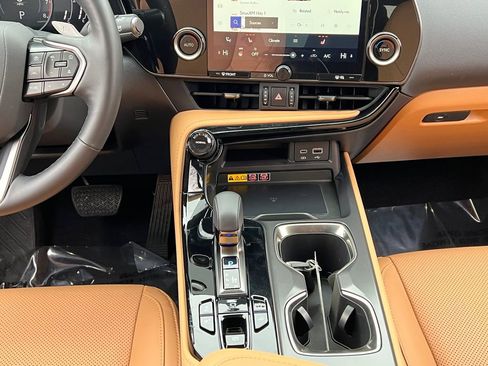 Certified 2026 Lexus NX 350 AWD image 12