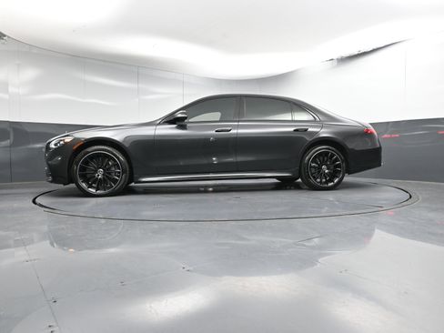 Used 2023 Mercedes-Benz S 580 4MATIC Sedan image 30