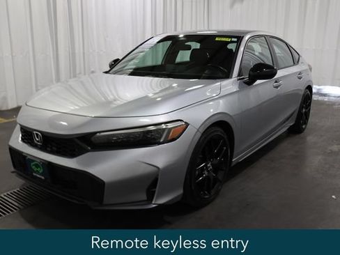 Used 2025 Honda Civic Sport image 7