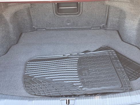 Used 2017 Toyota Avalon Touring w/ Carpet Mat Package image 4