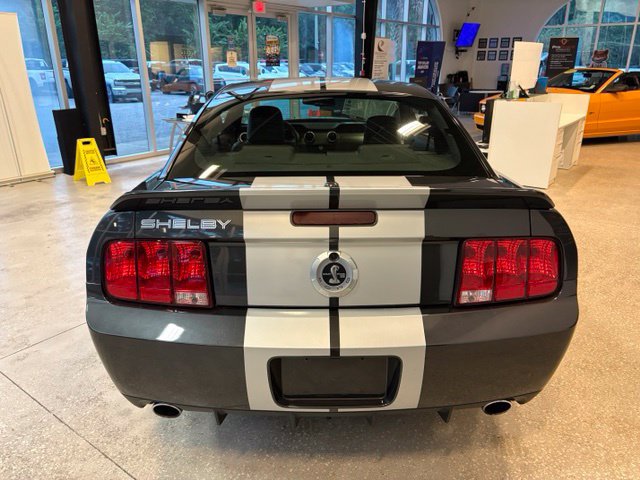 Used 2007 Ford Mustang Shelby GT500 RWD image 5
