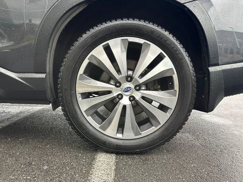 Used 2019 Subaru Ascent Touring image 30